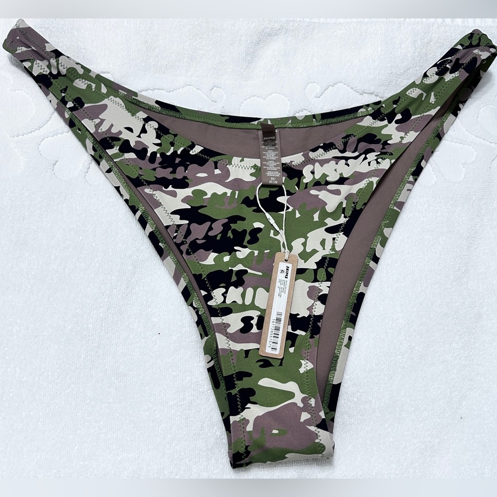 SKIMS Recycled swim Logo Camo Cheeky Tanga size 2X - Picture 8 of 9